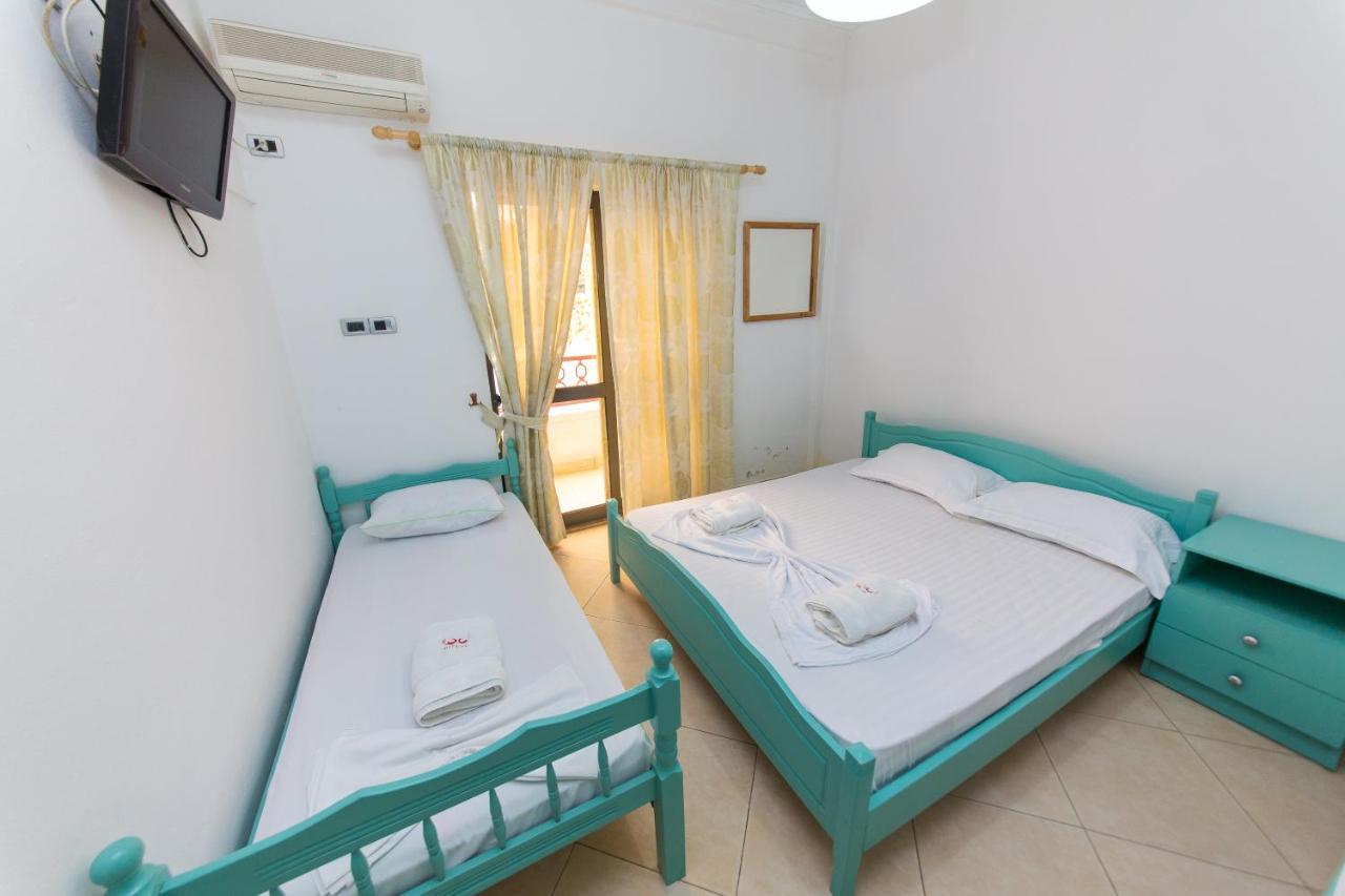 ALER Hotel Durres Golem  Buitenkant foto